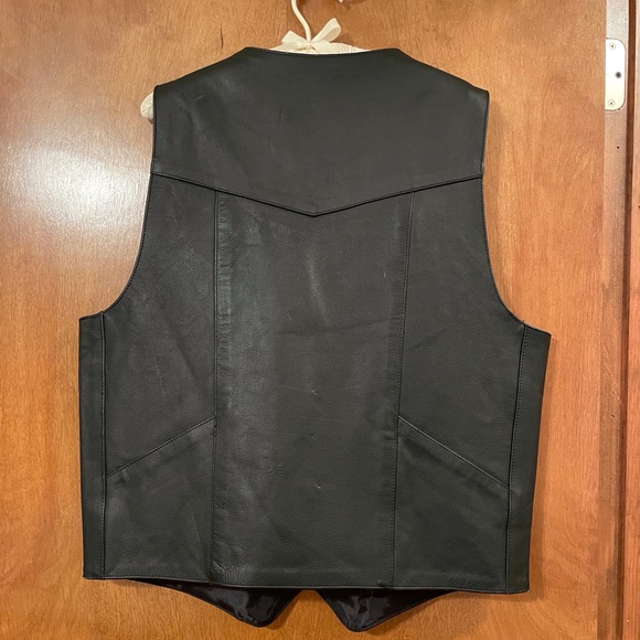 ❌SOLD❌ 100% Genuine Leather Tourmaster Men’s Leather Vest - Picture 2 of 3